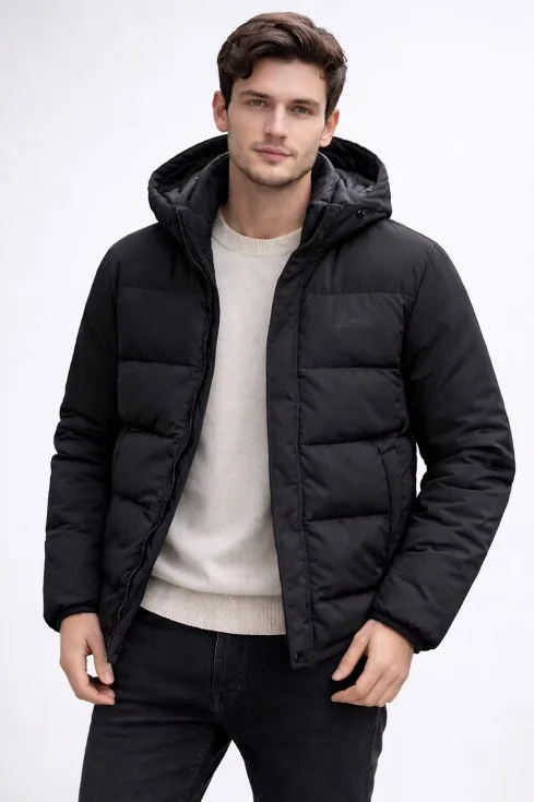 Campera Impermeable con capucha desmontable